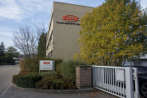 Фотография завода FLUX, главный въезда